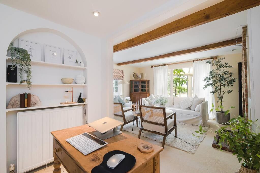 Adorable 2 Bedroom Guest House Hawkhurst Exterior foto